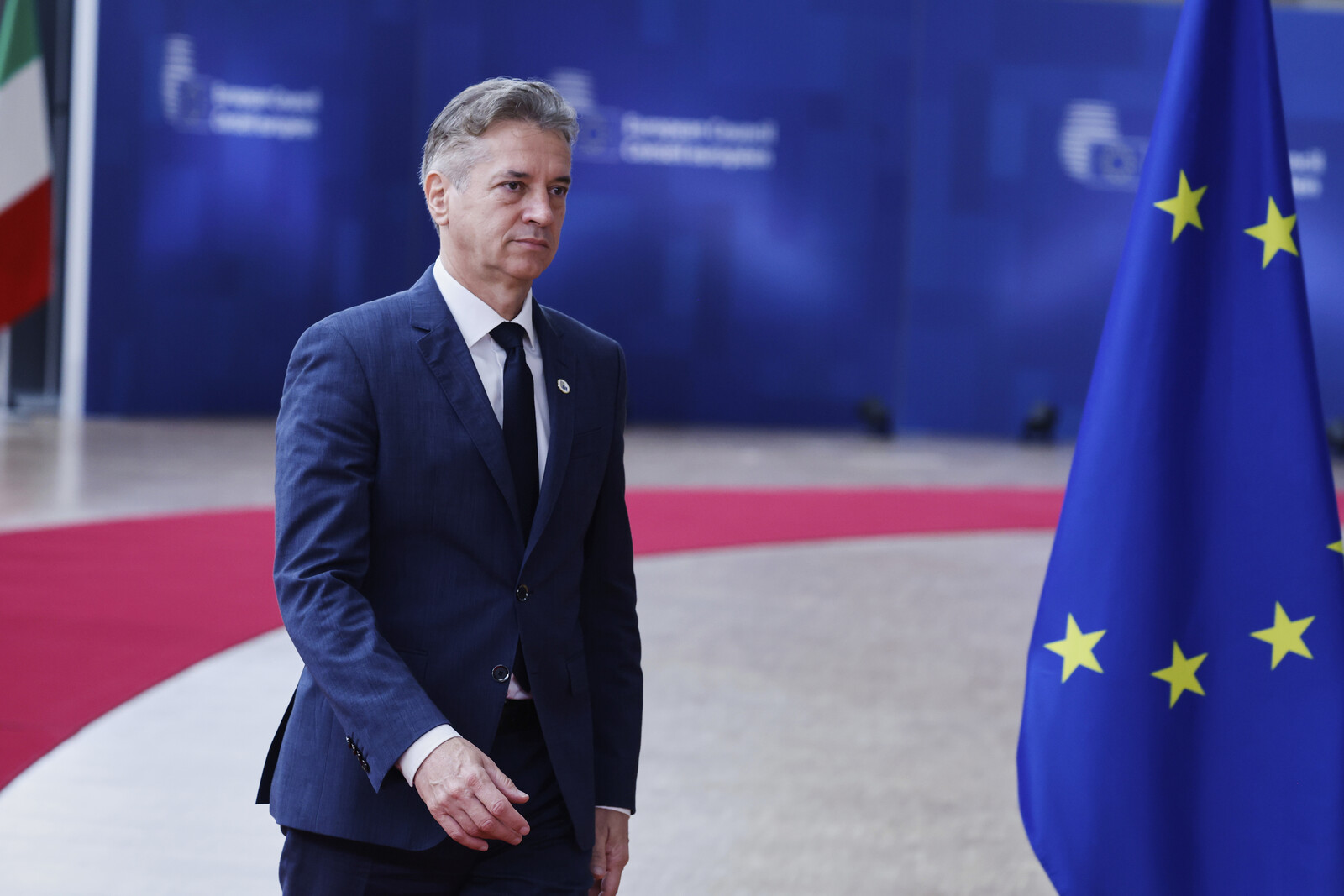 Slovenia Halts Arms Trade with