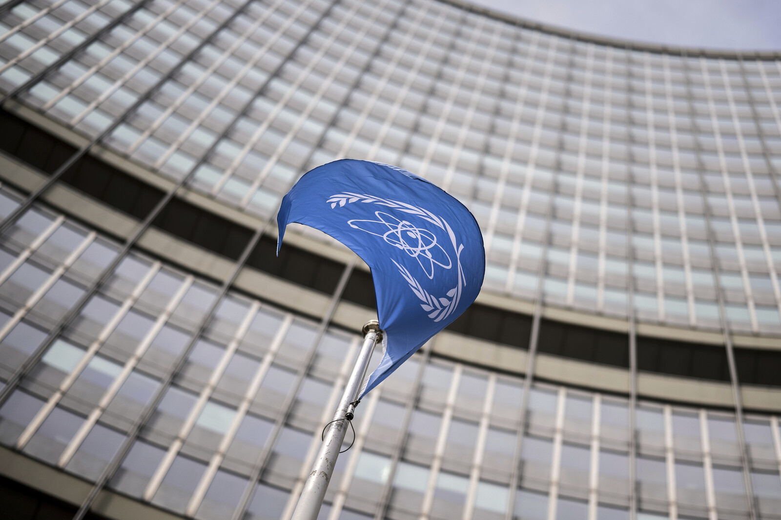 Europe Moves to Reinstate UN Sanctions on Iran Over Nuclear Dispute