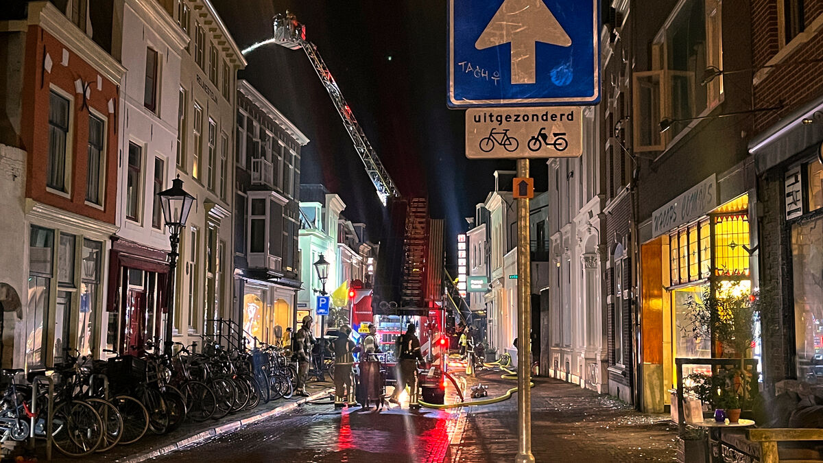 Powerful explosion shakes Dutch city