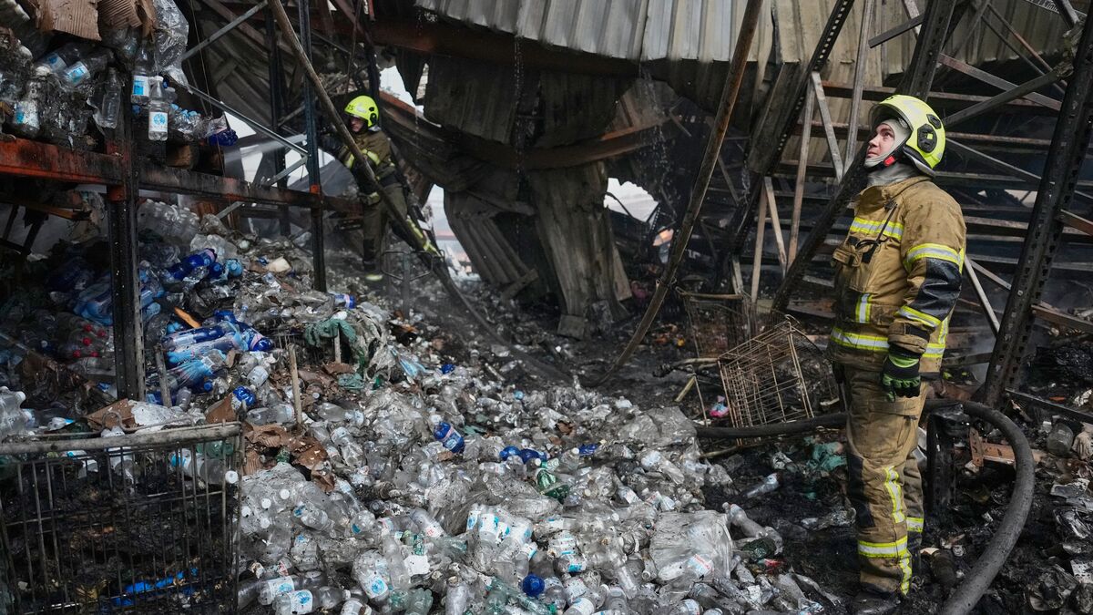 At least 17 killed in Russian missile strikes on Kyiv overnight