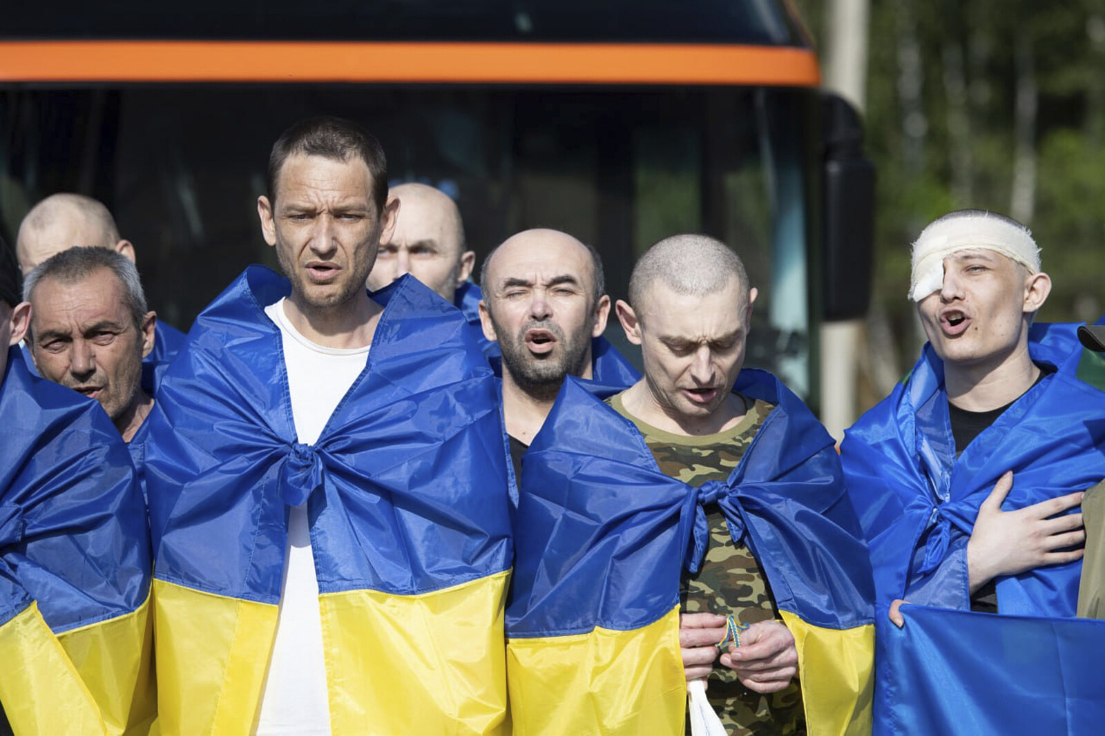 Russia and Ukraine Conduct New Prisoner Exchange