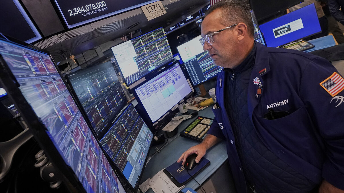 Stockholm Stock Exchange Faces Potential Setbacks Amid Reporting Season ...
