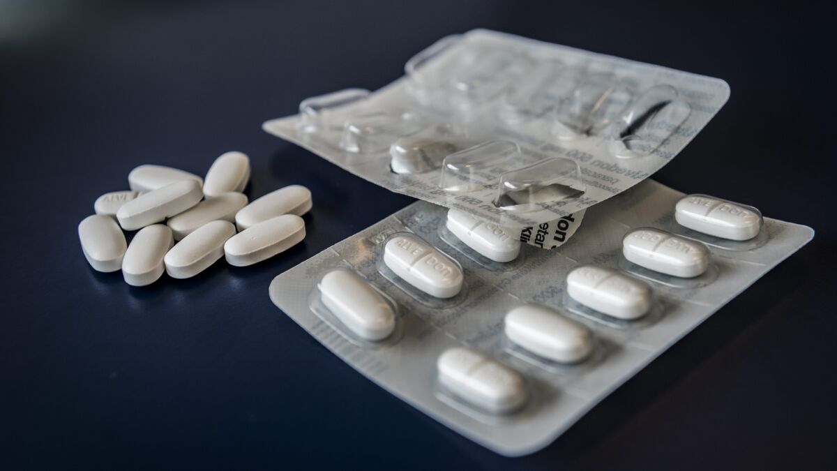 Self-harm with medication increasing among young people