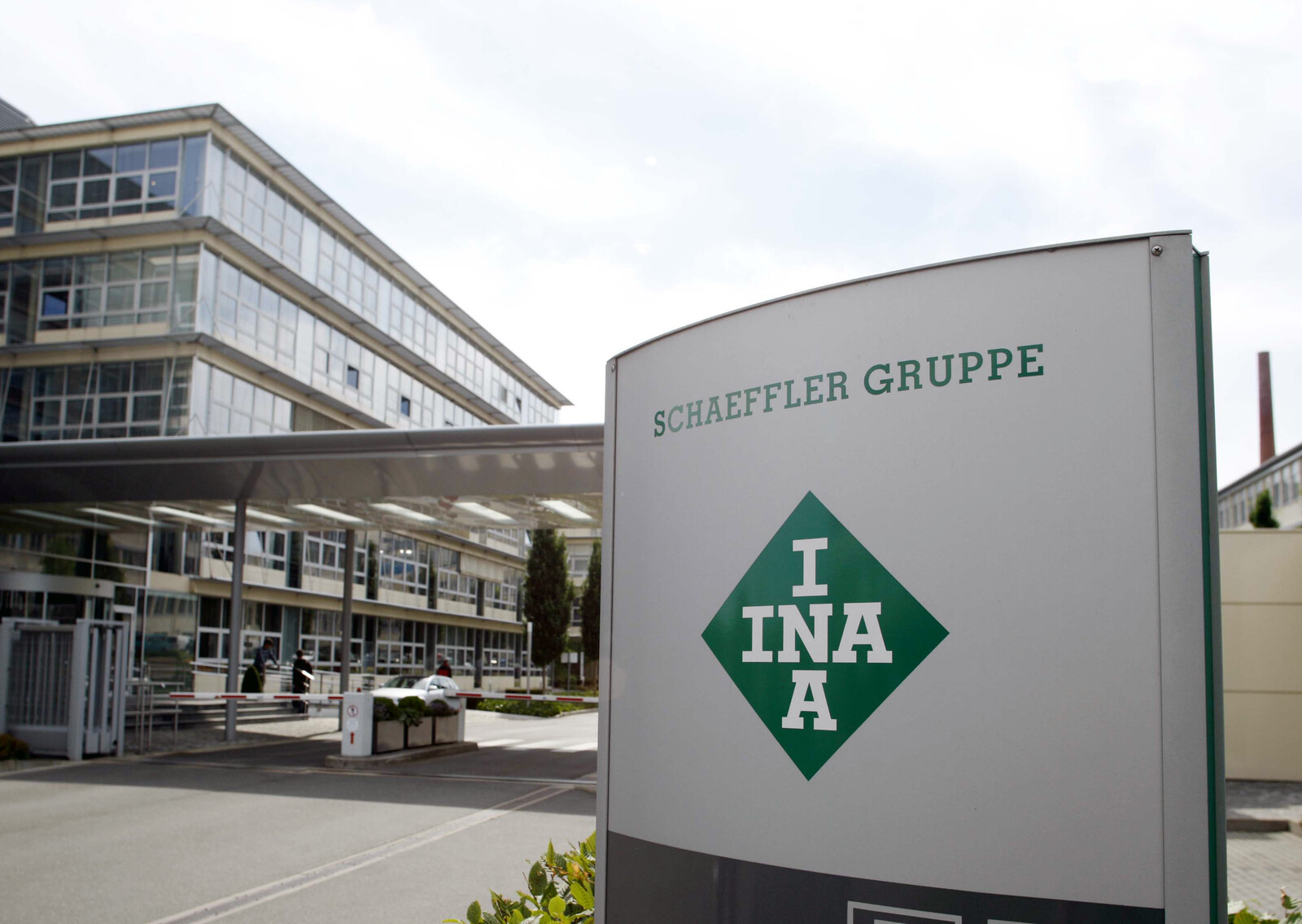 Almost 5,000 to Leave German Industrial Giant