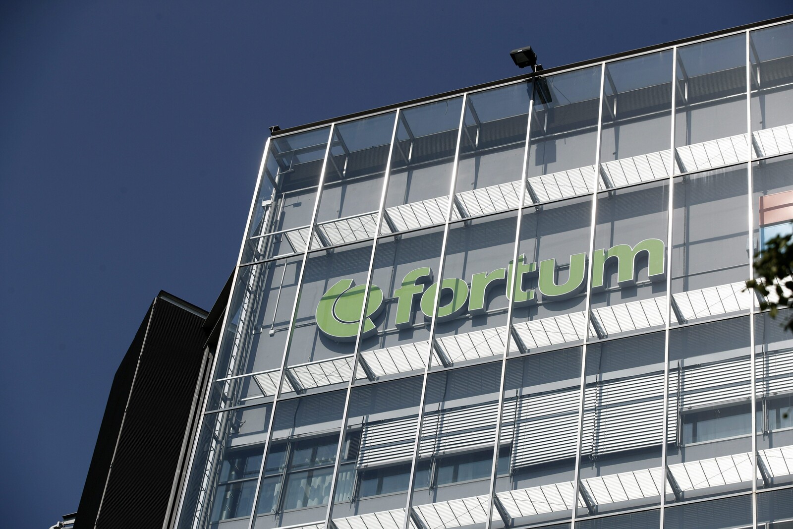 Halved profit for Fortum
