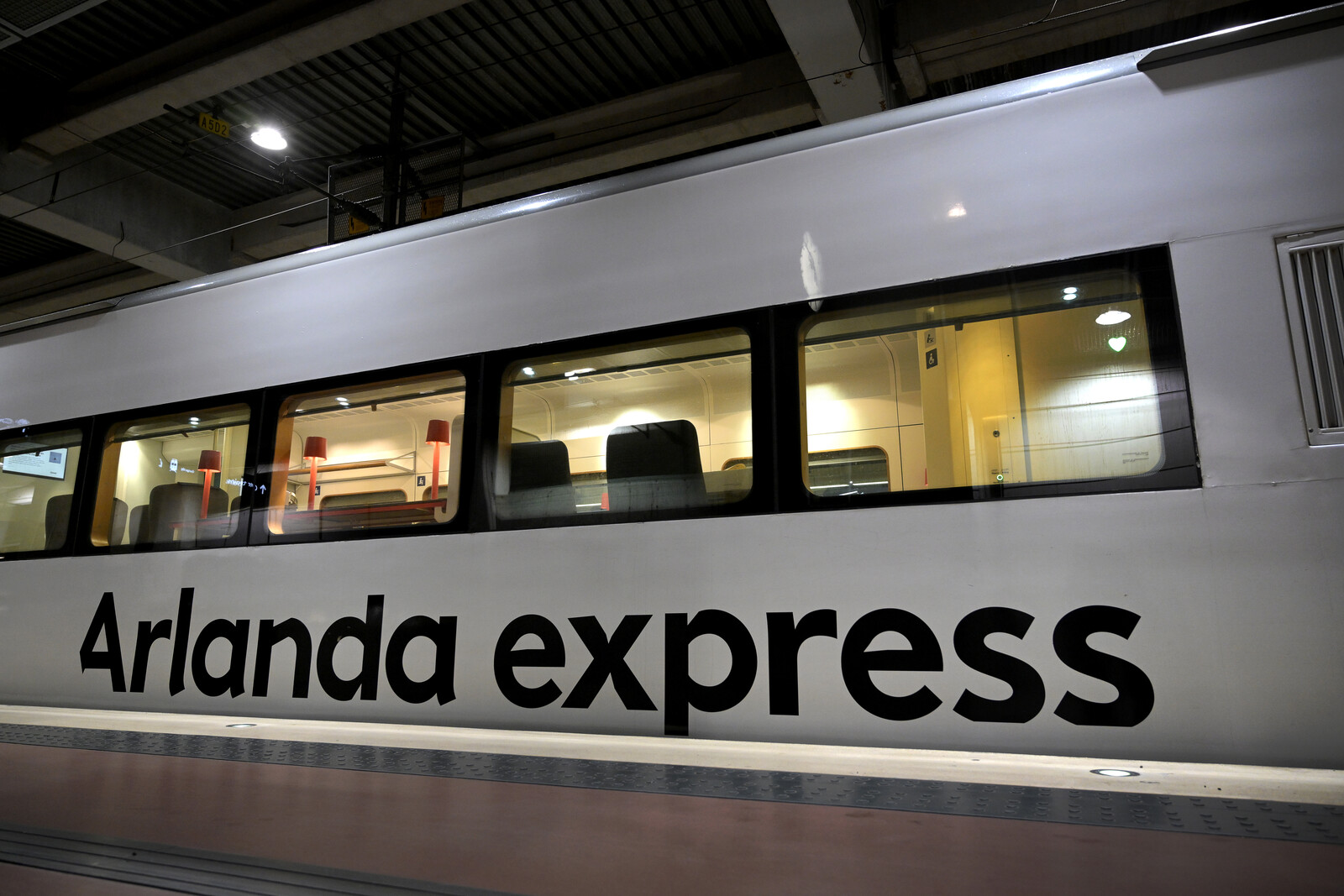 Train Service Resumes After Power
