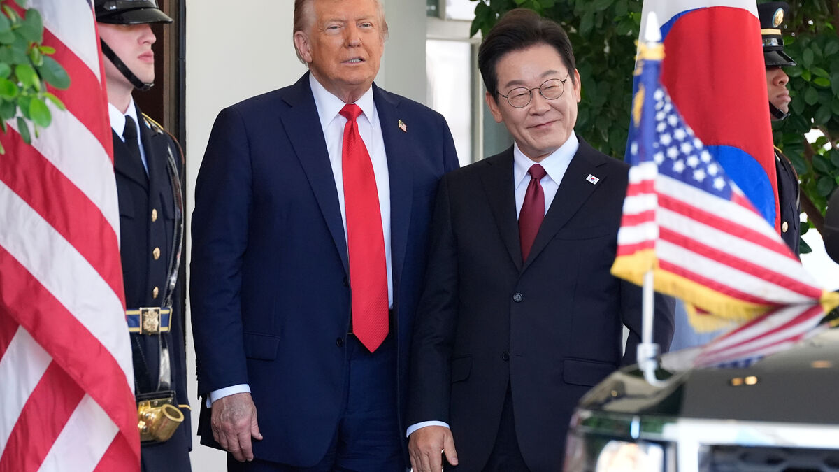 Trump threatens to raise tariffs