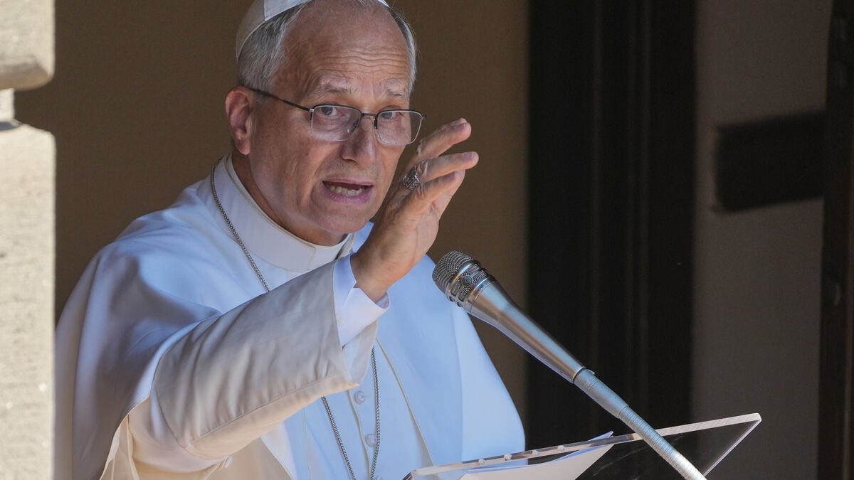 Pope Leo XIV calls for end to West Bank violence and urges two-state solution
