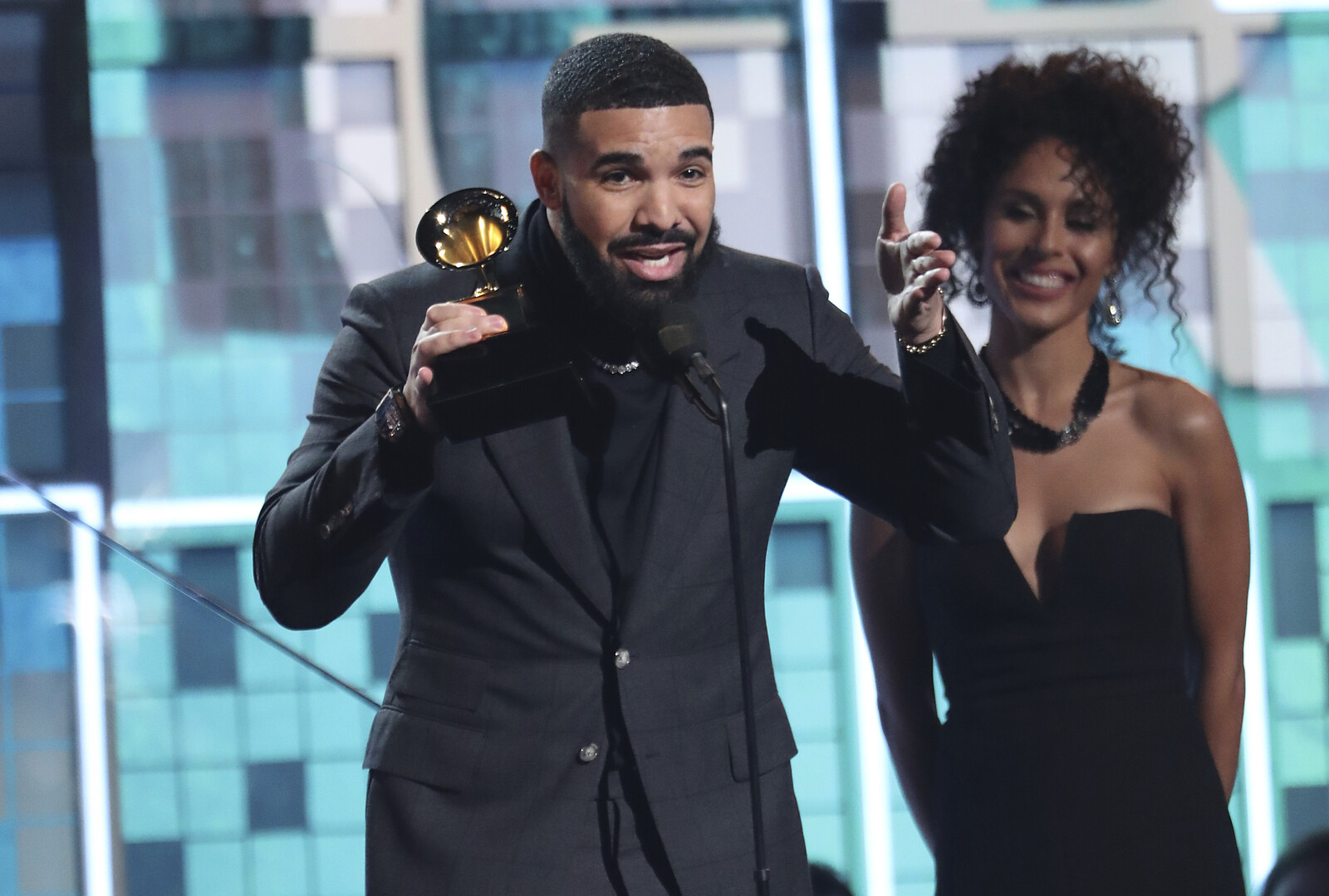 Drake Teases New Album, Promises It Will Be "A Slap"