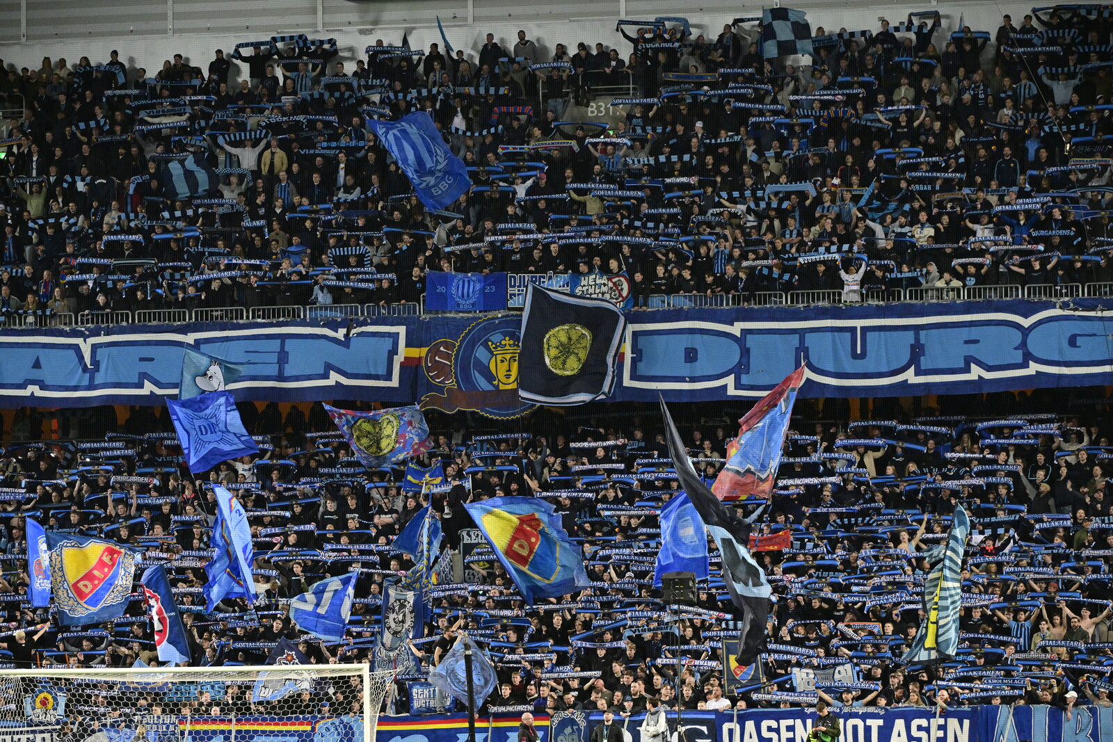 Chelsea Coach Enzo Maresca Praises Djurgården Fans After 4-1 Win