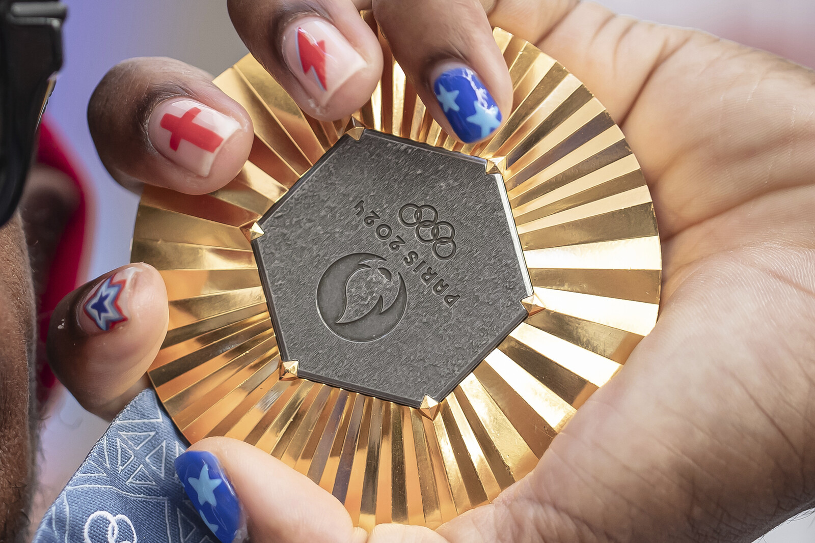 Olympic medals flake - 220 are replaced