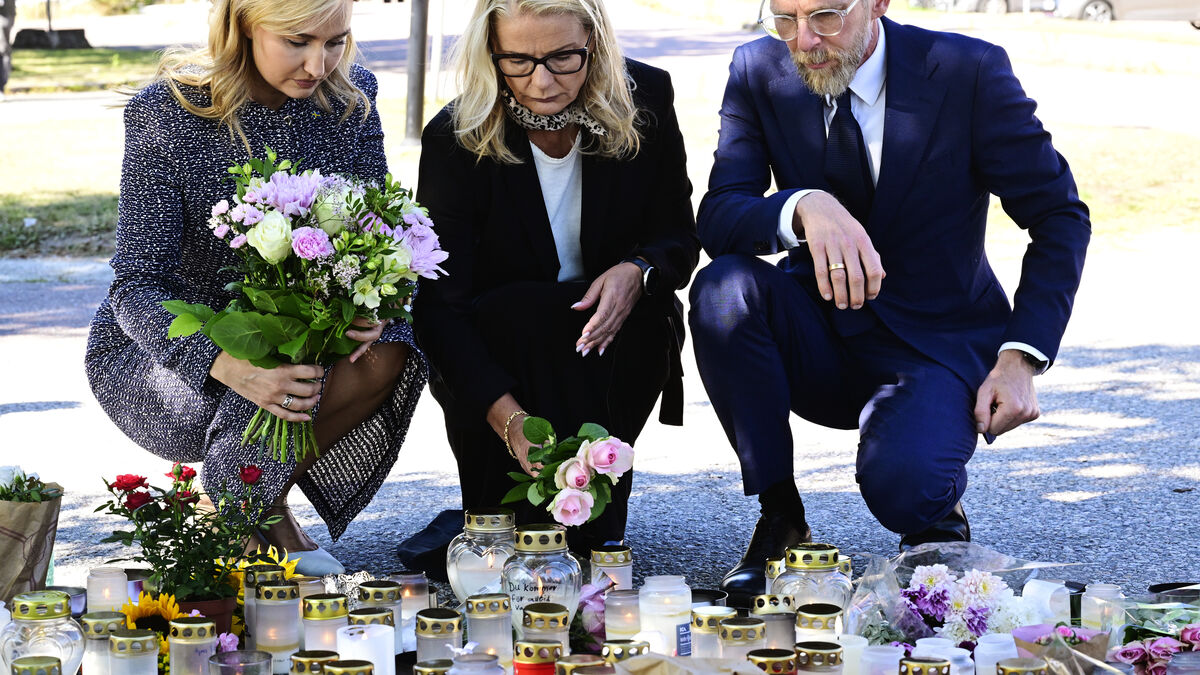 Ebba Busch in Fagersta to show support after deadly school attack