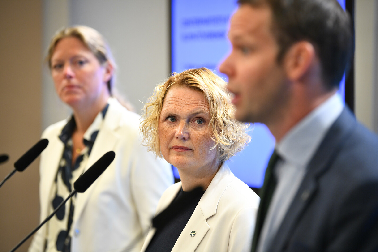 Center Party Calls for Stricter