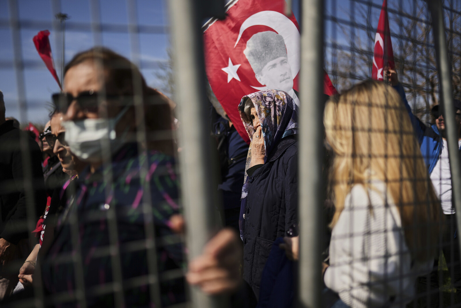 Istanbul Raids Lead to Arrest