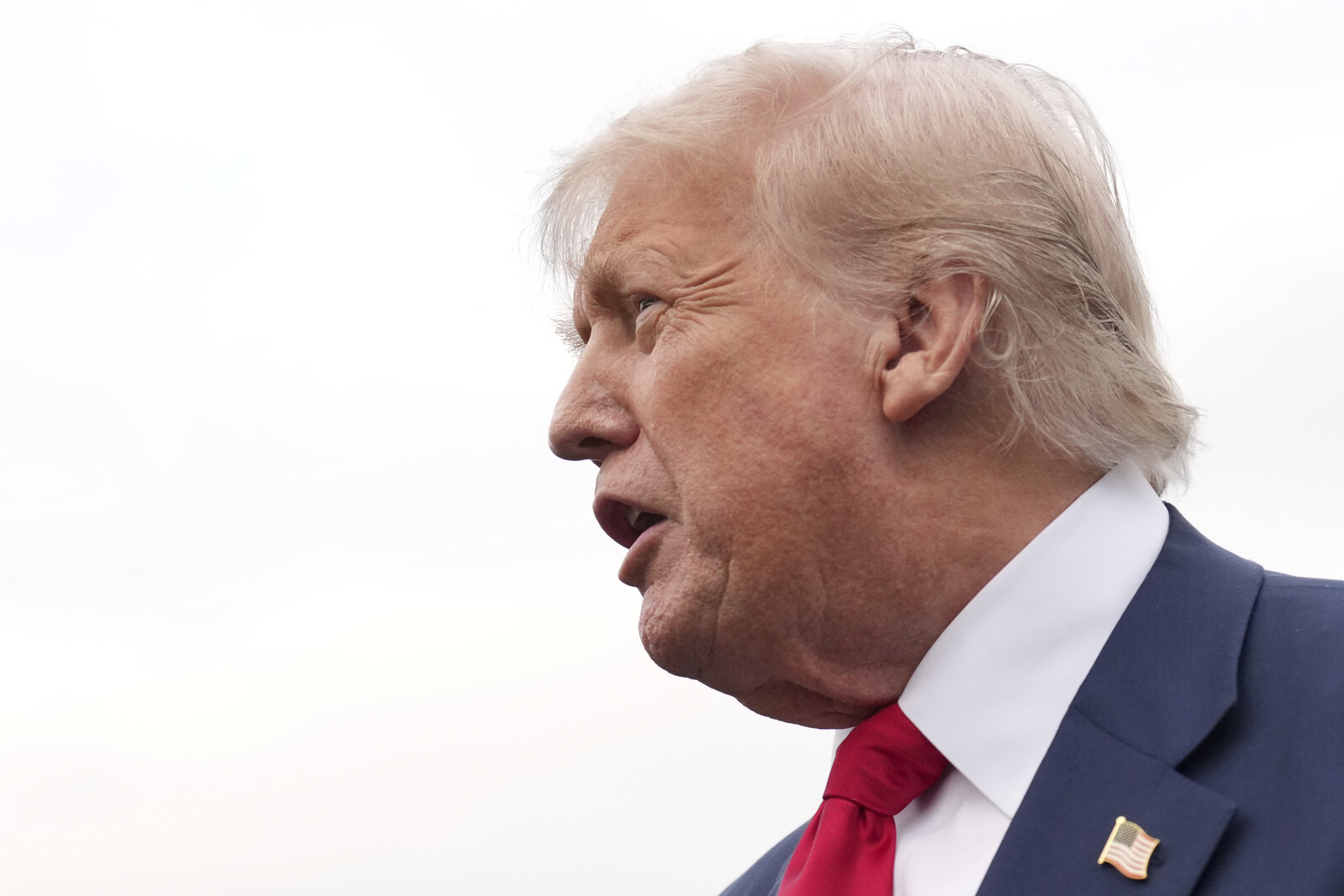Trump Threatens to Revoke Media Licenses Again