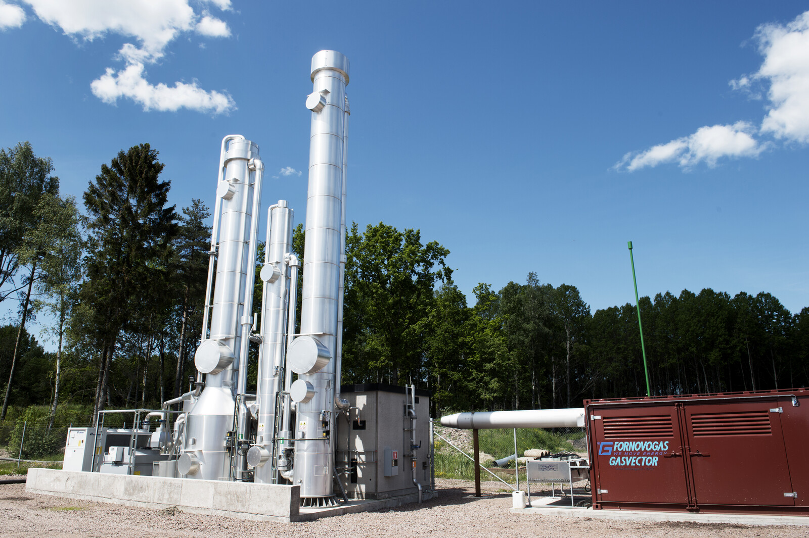 Government Halts Biogas Facility Grants, Farmers Protest