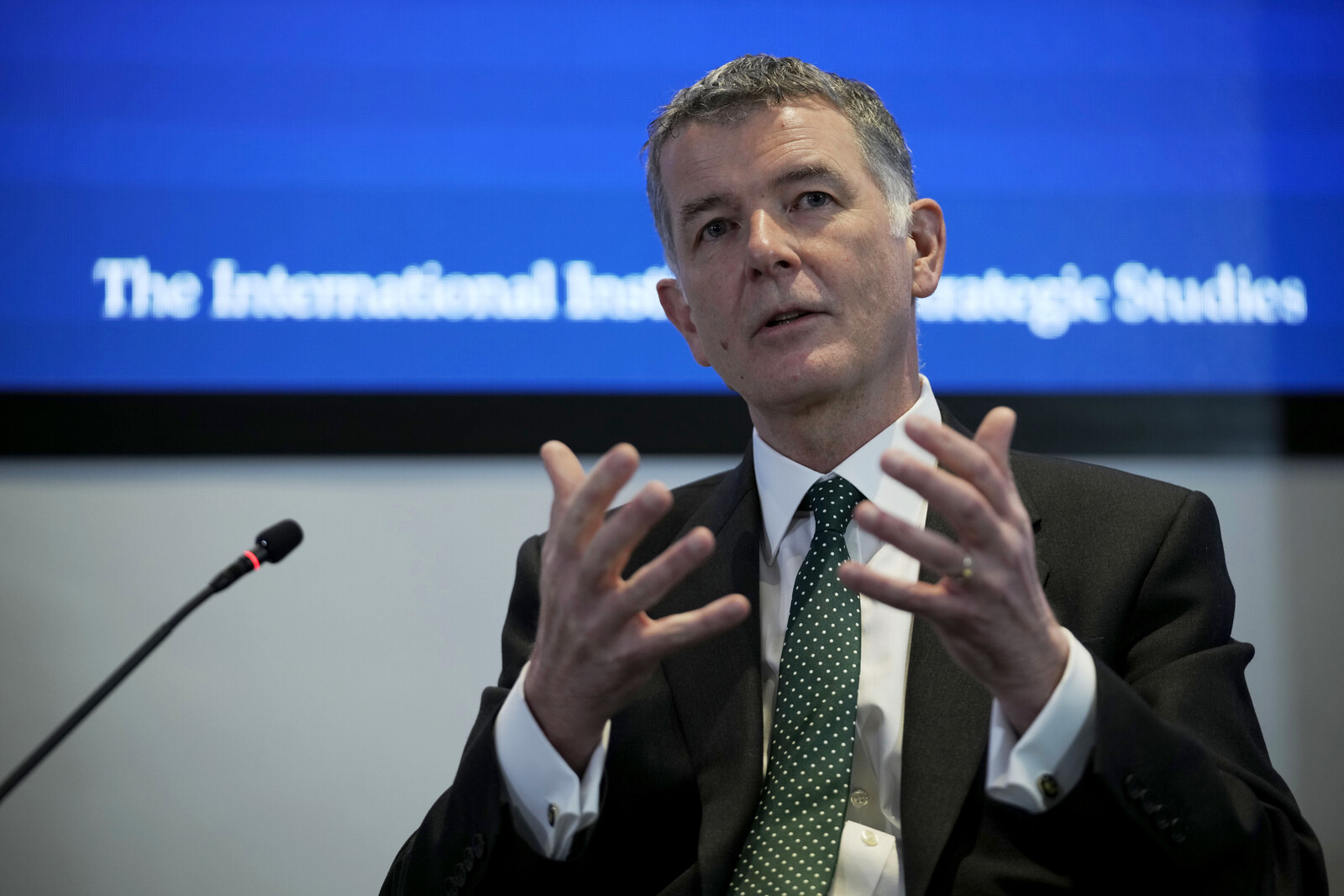 British Spy Chief Warns of Russian Sabotage