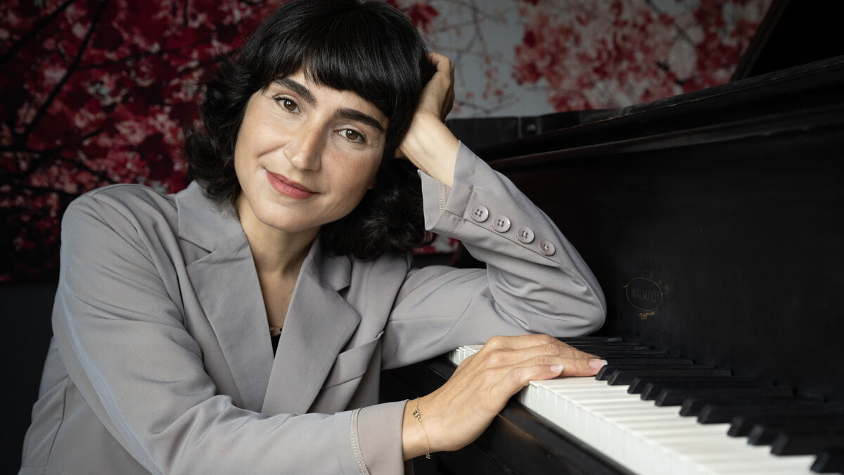 Laleh opens up about family,