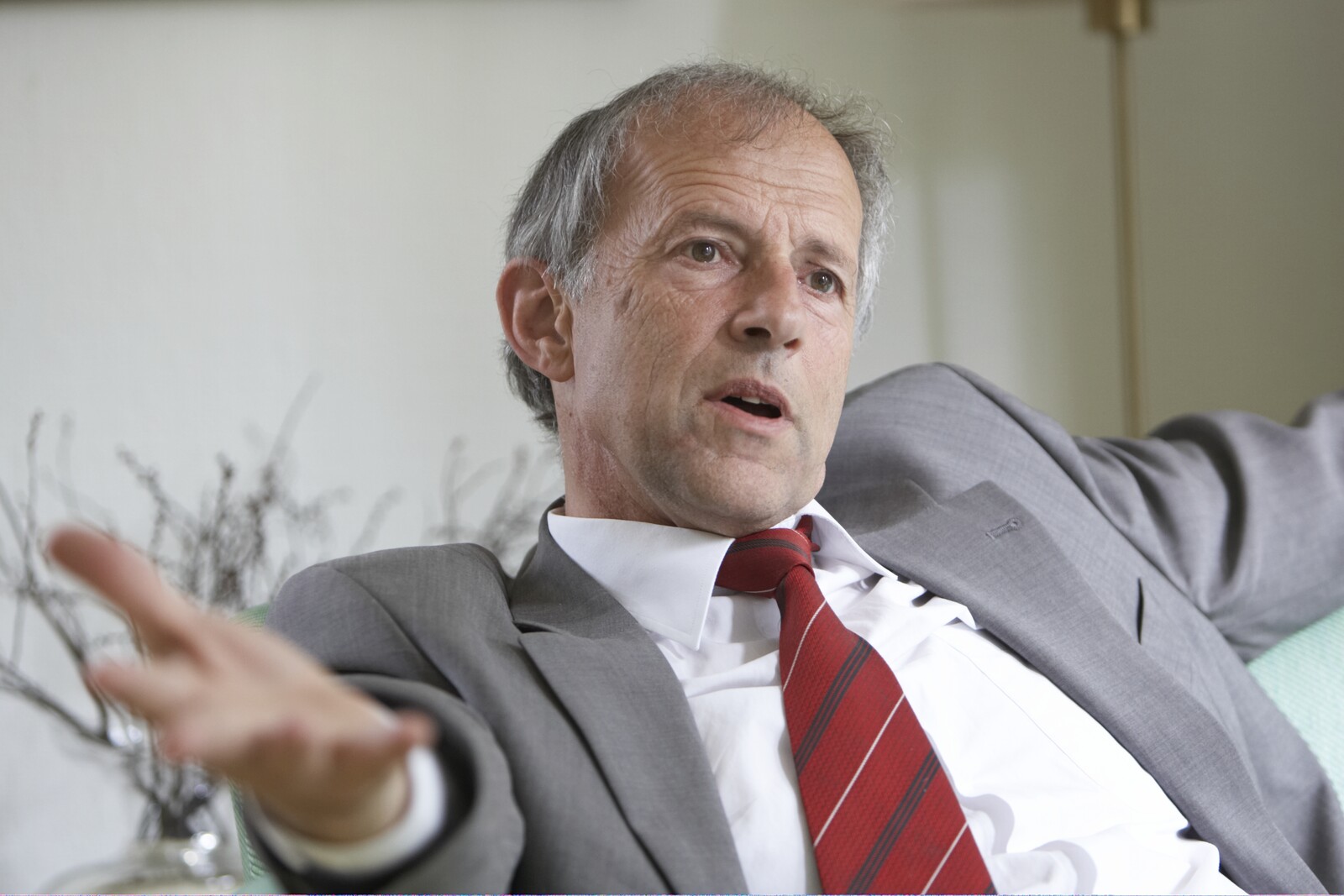 Erdogan Urged to Negotiate Peace