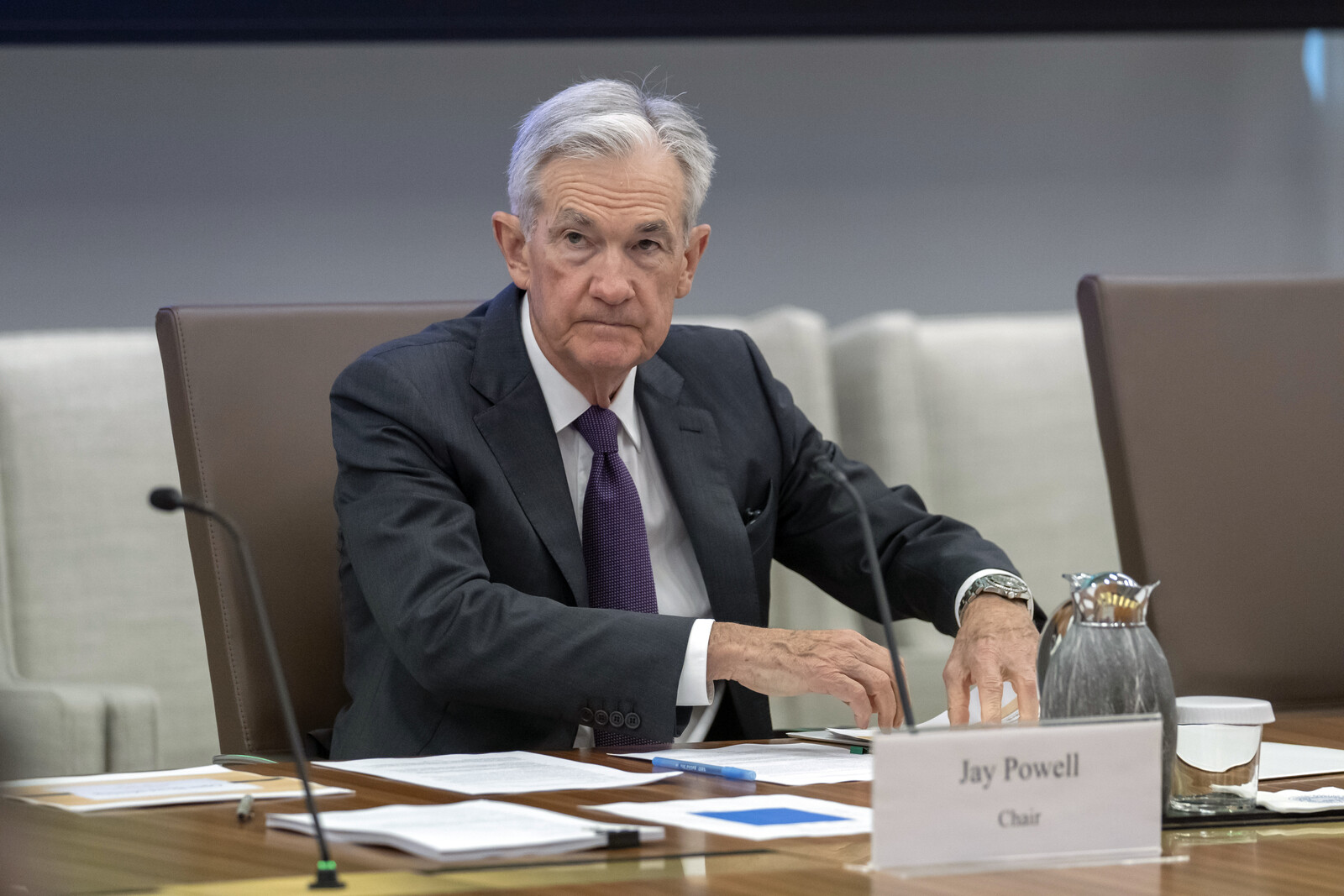 Bessent Backs Powell Amid Trump's Call for Resignation