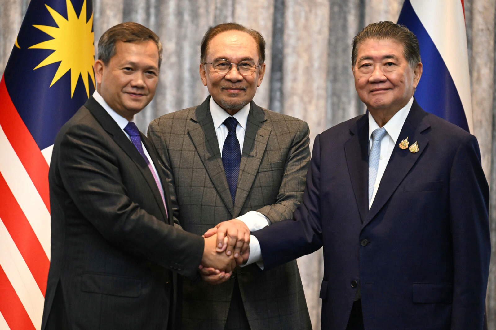 Thailand and Cambodia Ceasefire Begins