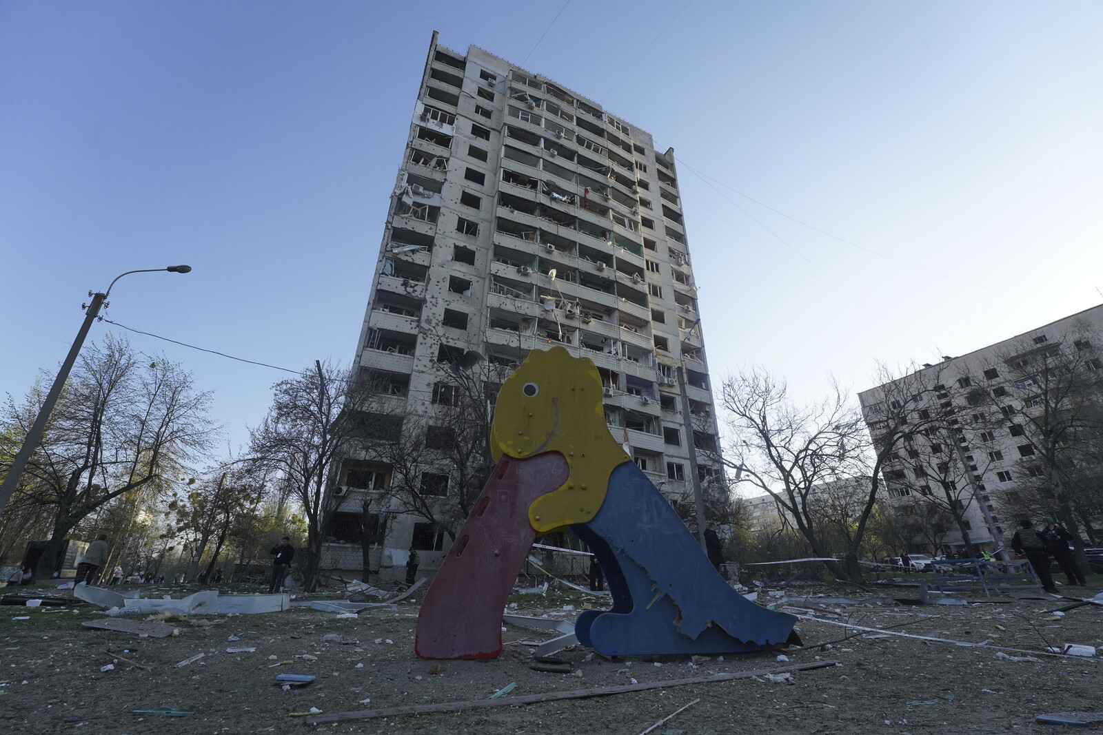 New Russian Attacks on Ukraine Leave 11 Dead, Over 100 Injured