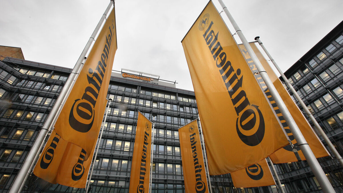 Continental sells industrial parts division to Lone Star in €4 billion deal