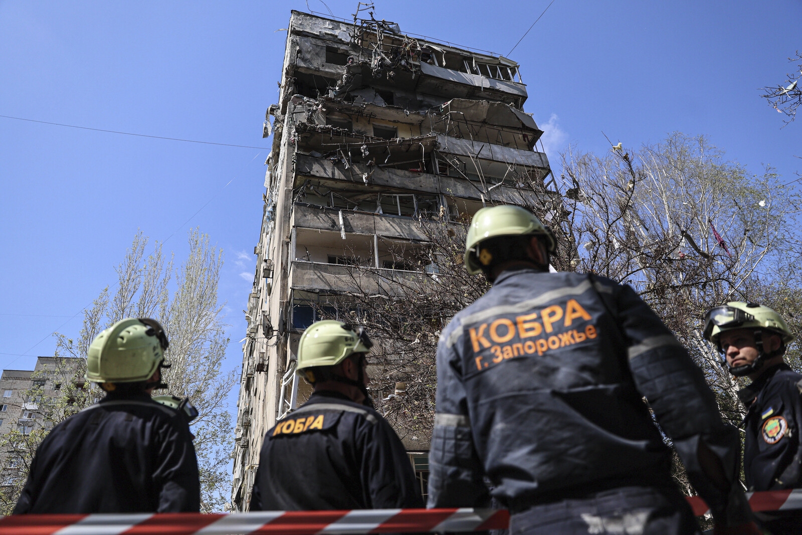 Russian Strikes Hit Zaporizhzhya and Odessa, Causing Casualties