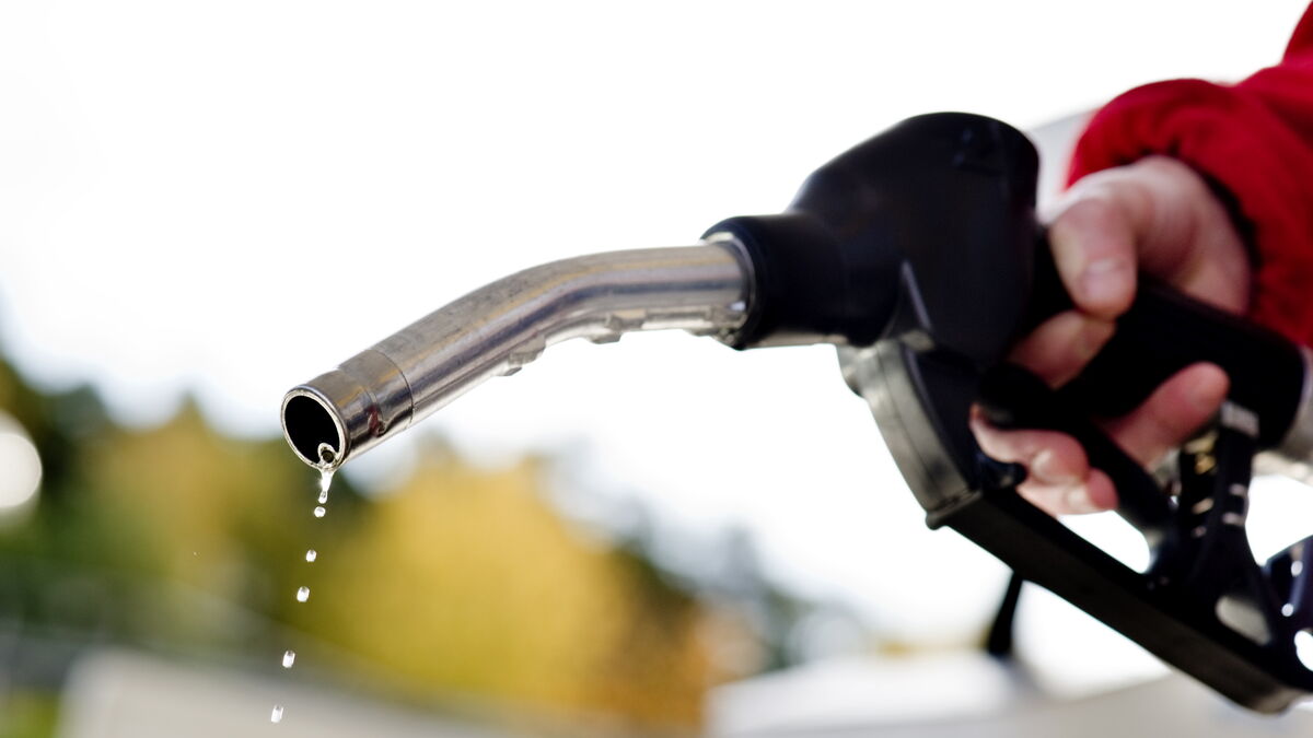 Fifth price reduction in a row - gasoline under 18 kronor per liter