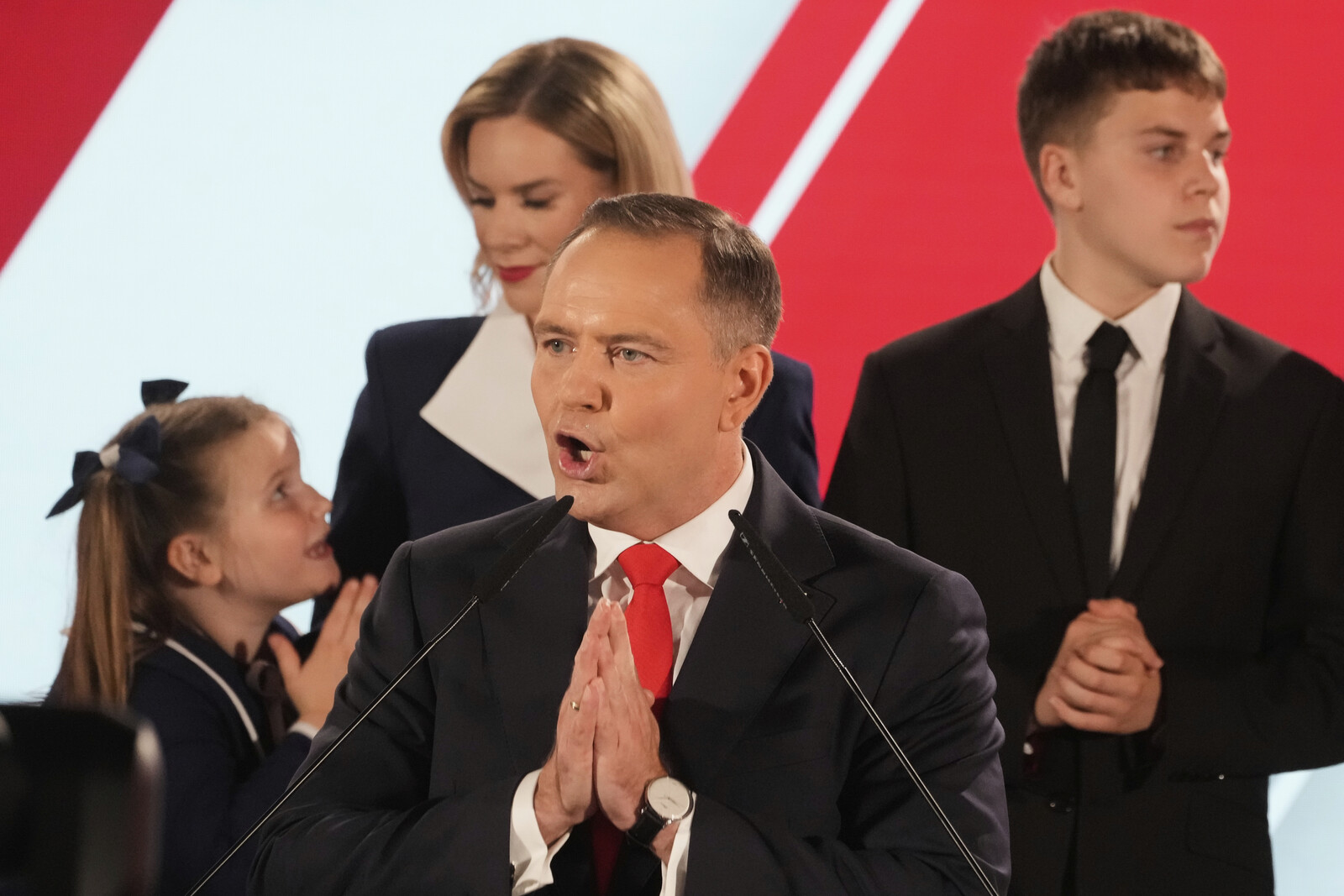 Nawrocki's Win in Poland Signals Challenges for Ukraine's EU Path