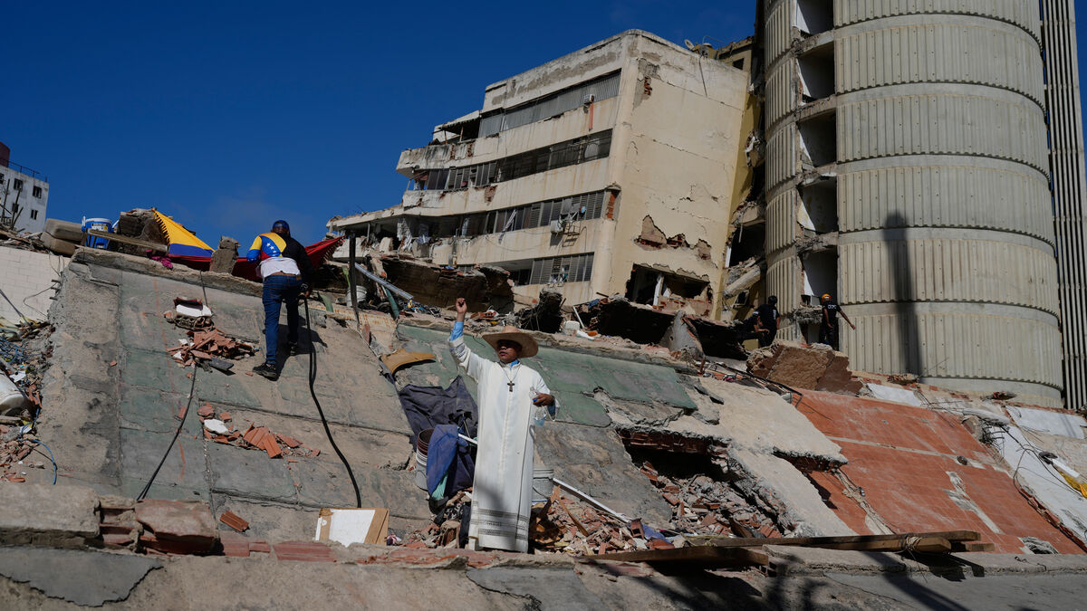 Venezuela earthquake death toll rises