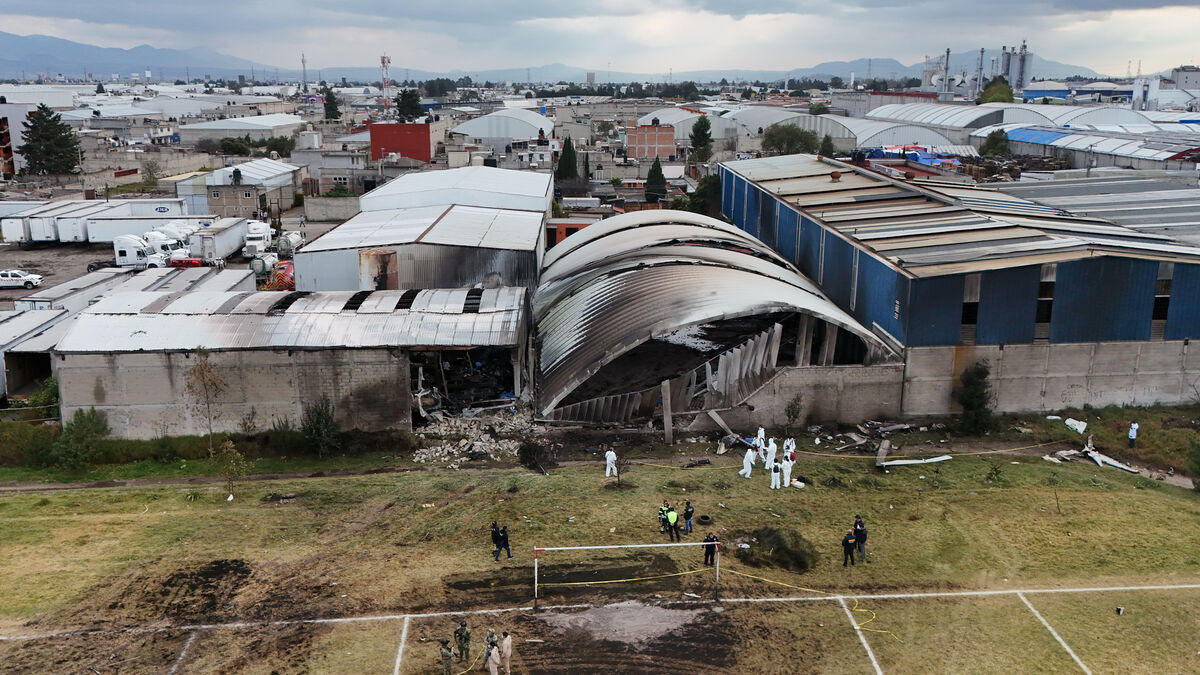 Plane crash in Mexico –