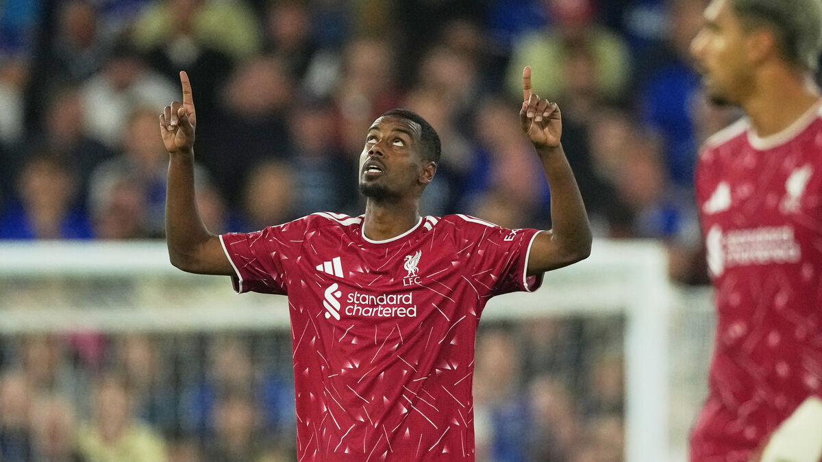 Isak puts last season behind