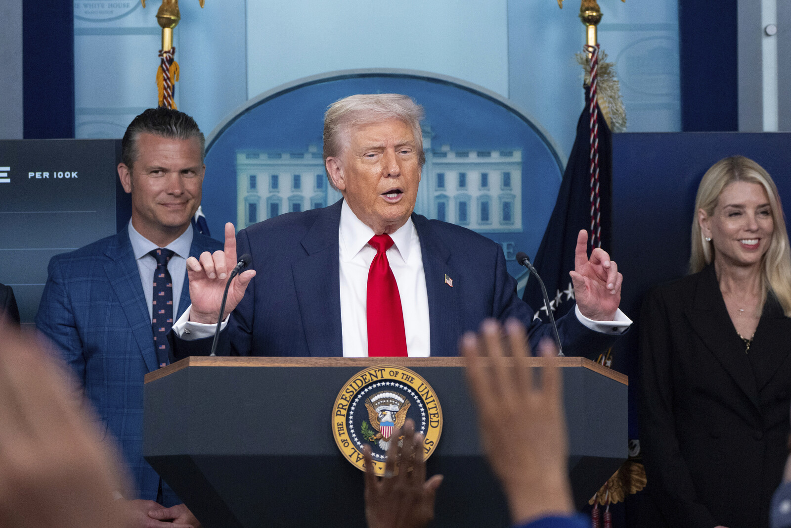 Trump Extends Tariff Pause with China for 90 Days