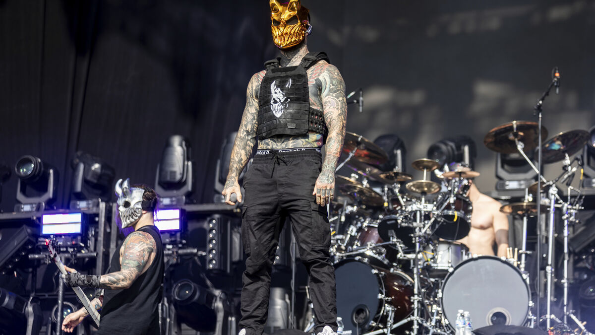 Istanbul bans metal band, accused