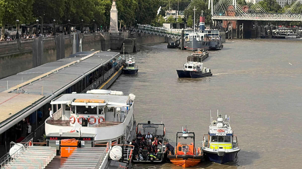 Five London police officers injured