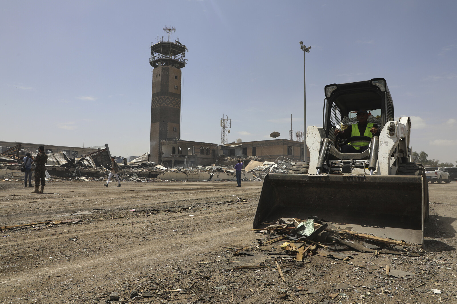 Israeli Airstrike Targets Sana Airport