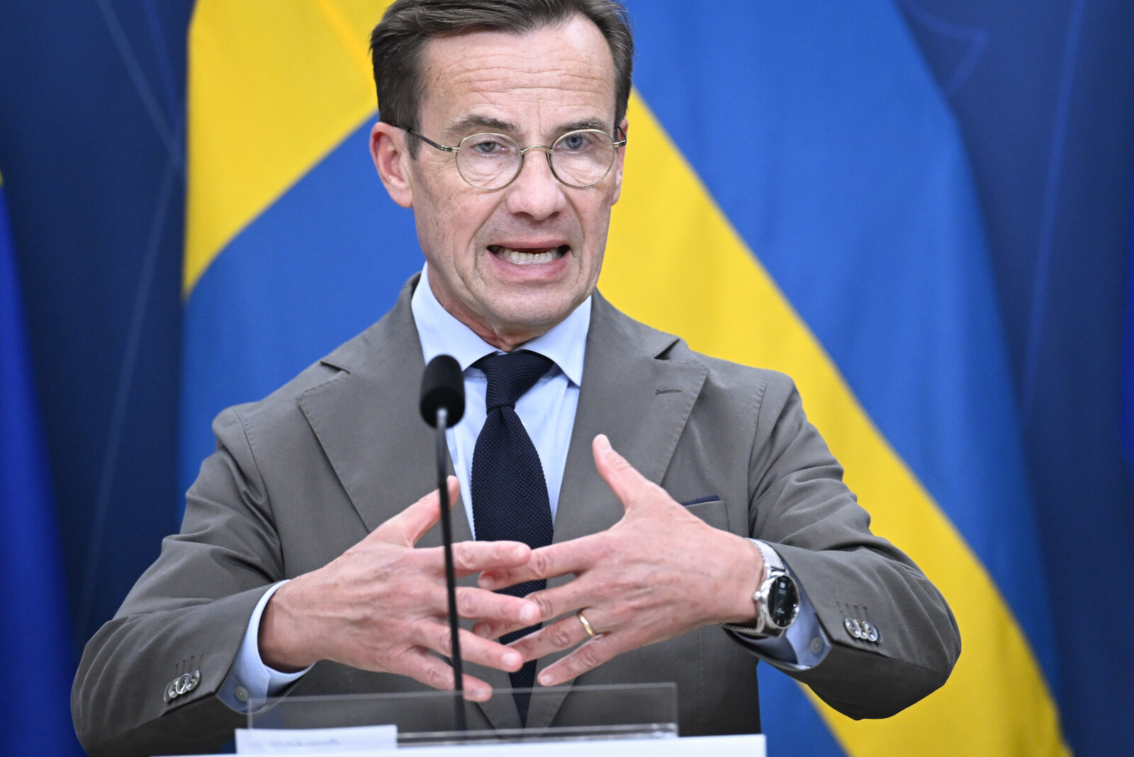 Kristersson Responds to Orbán's Claims: We Don't Interfere
