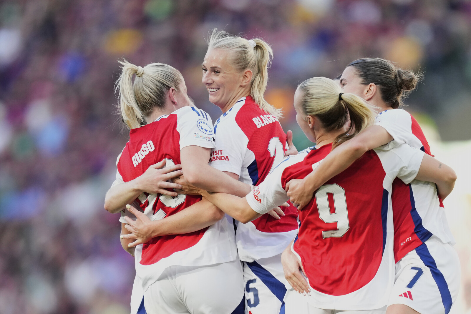 SVT to Broadcast English Super League Matches Weekly in Sweden