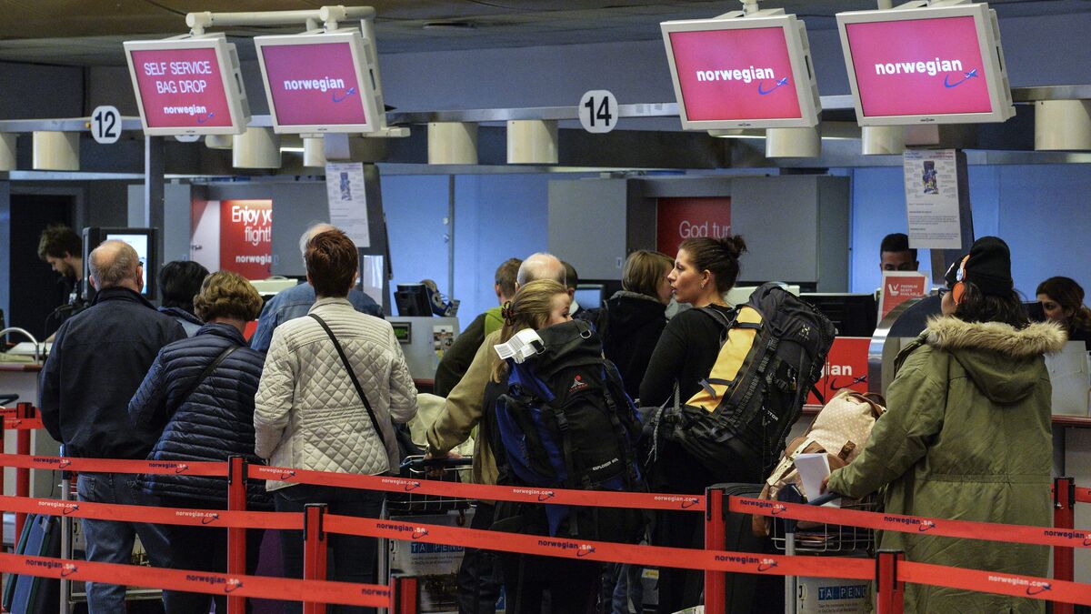 Norwegian says air travelers willing to pay more