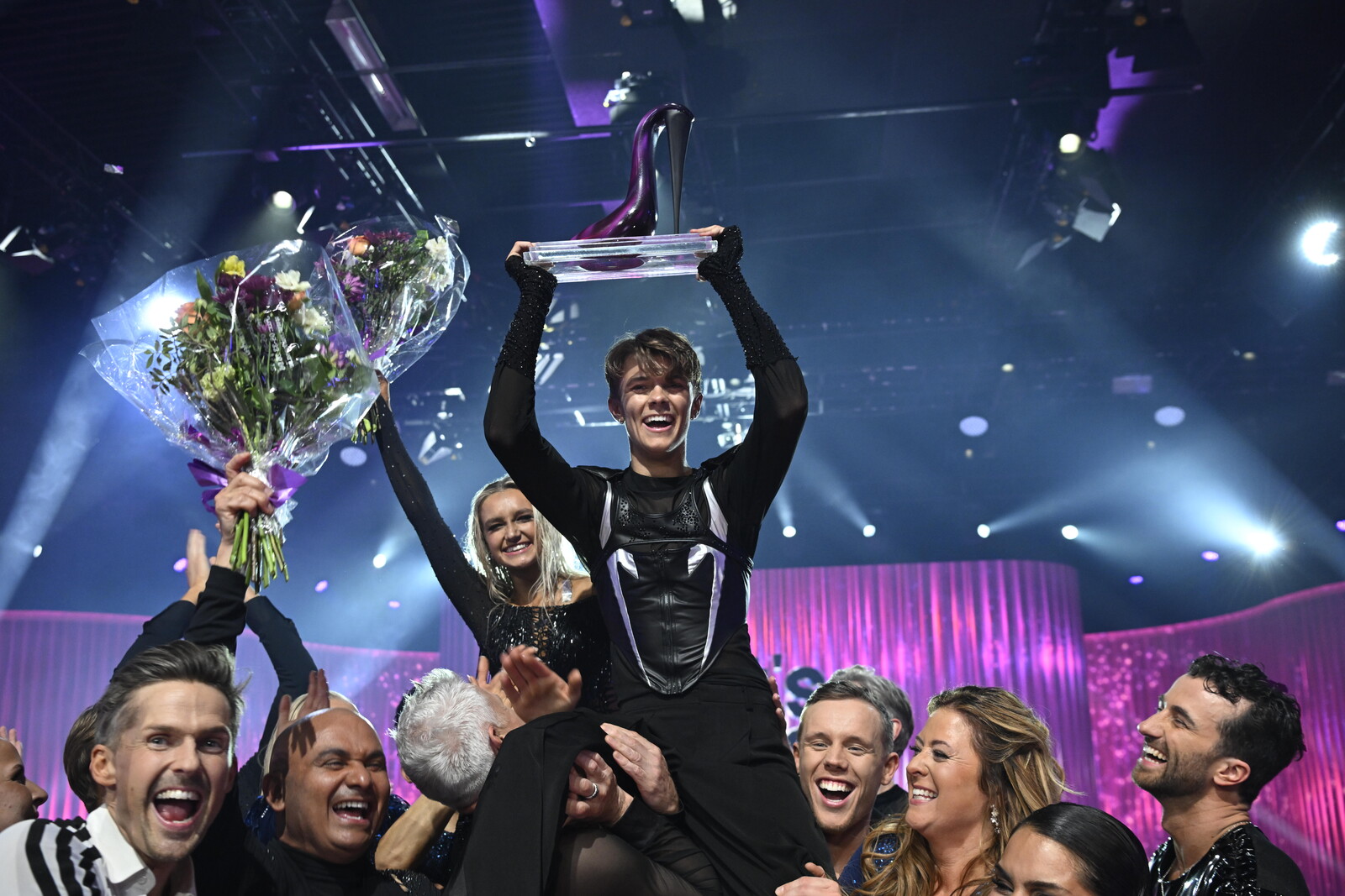 Theo Haraldsson Triumphs in Let's
