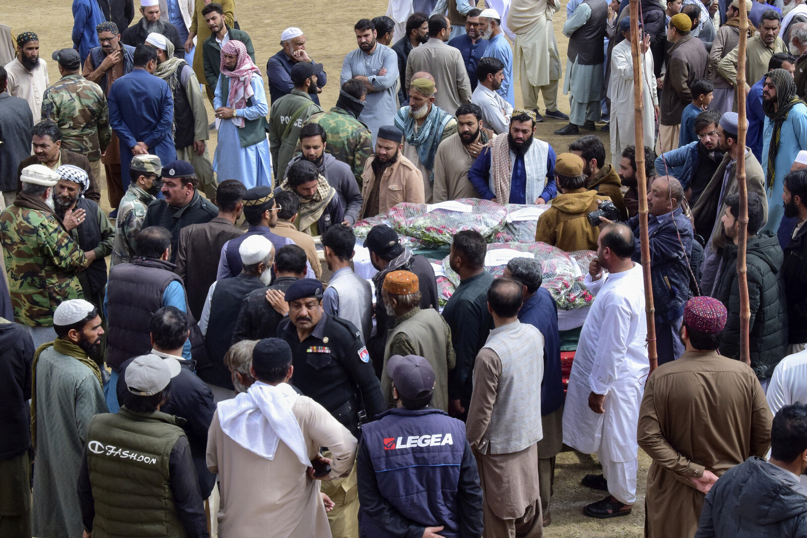 Suicide Attacks in Pakistan Leave