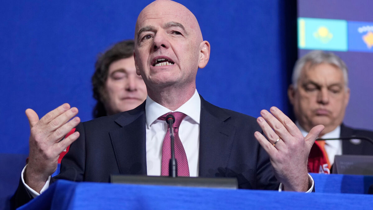 Infantino proposes red card if