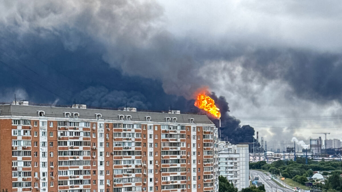 Fires rage in Moscow after large-scale drone attack