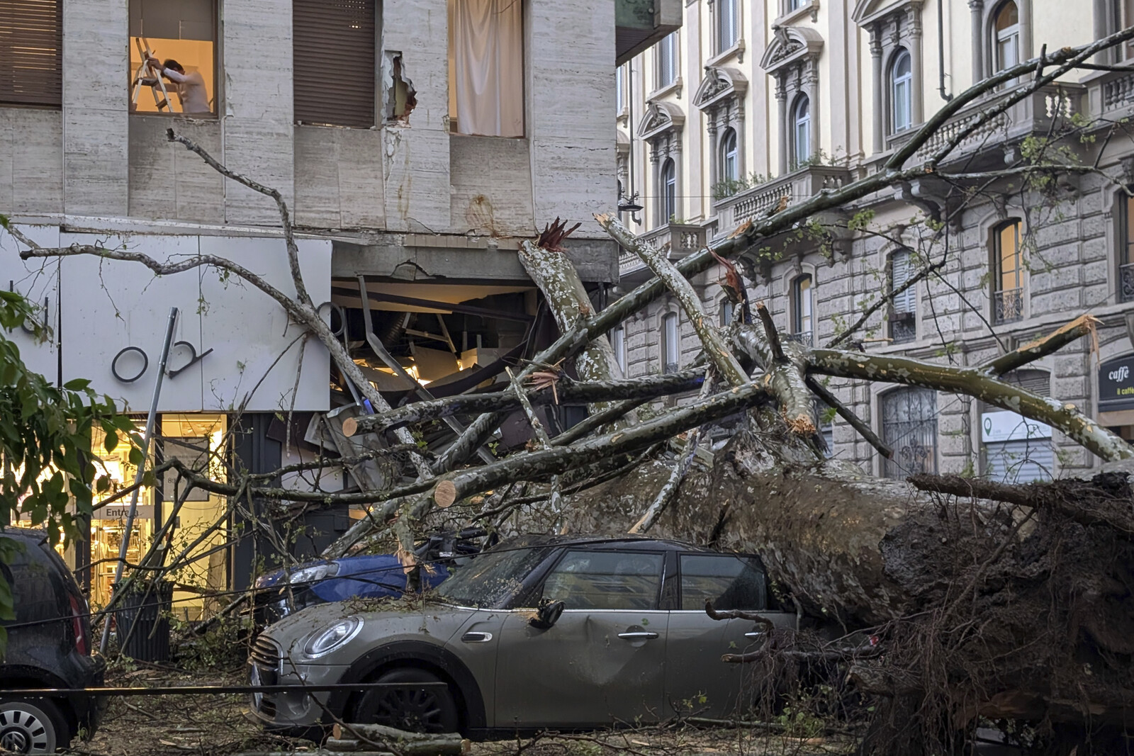Severe Weather in Italy Claims Three Lives, Triggers State of Emergency