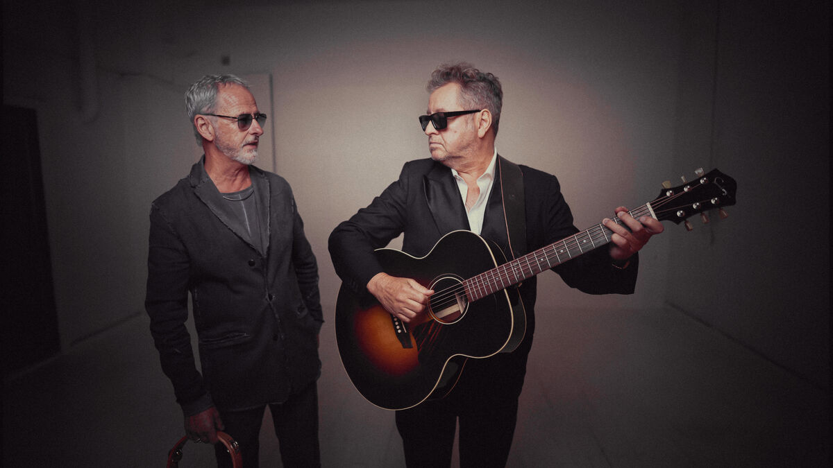 Svenningsson and Scocco Release New Duet "The Greatest of All"
