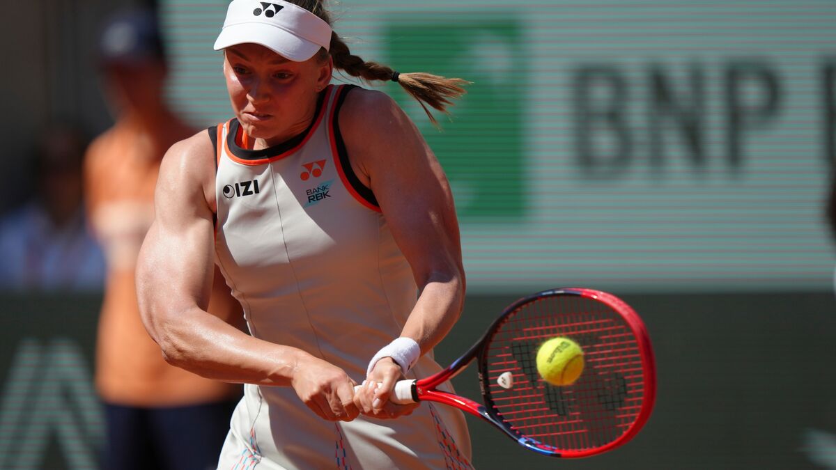 Shock loss for world number two Yelena Rybakina in Paris