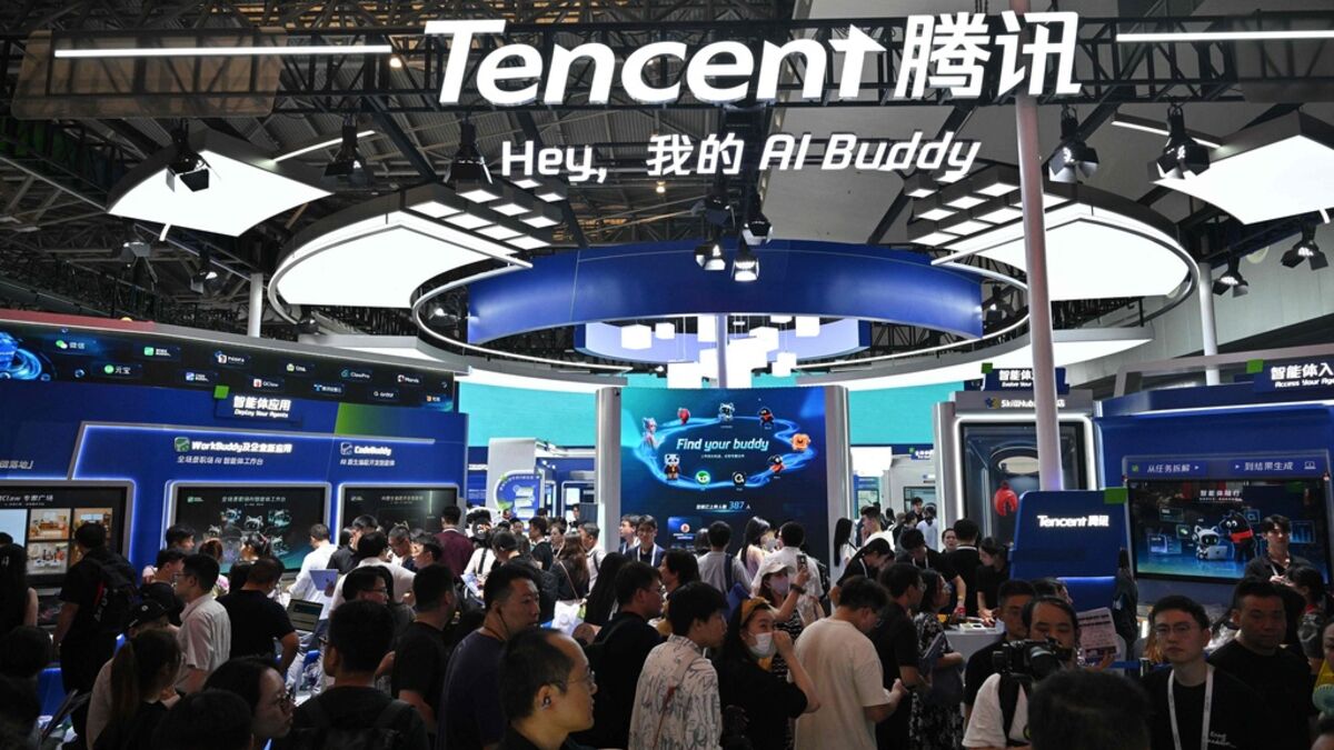 Chinese AI phones aim to challenge the app system, but hurdles remain