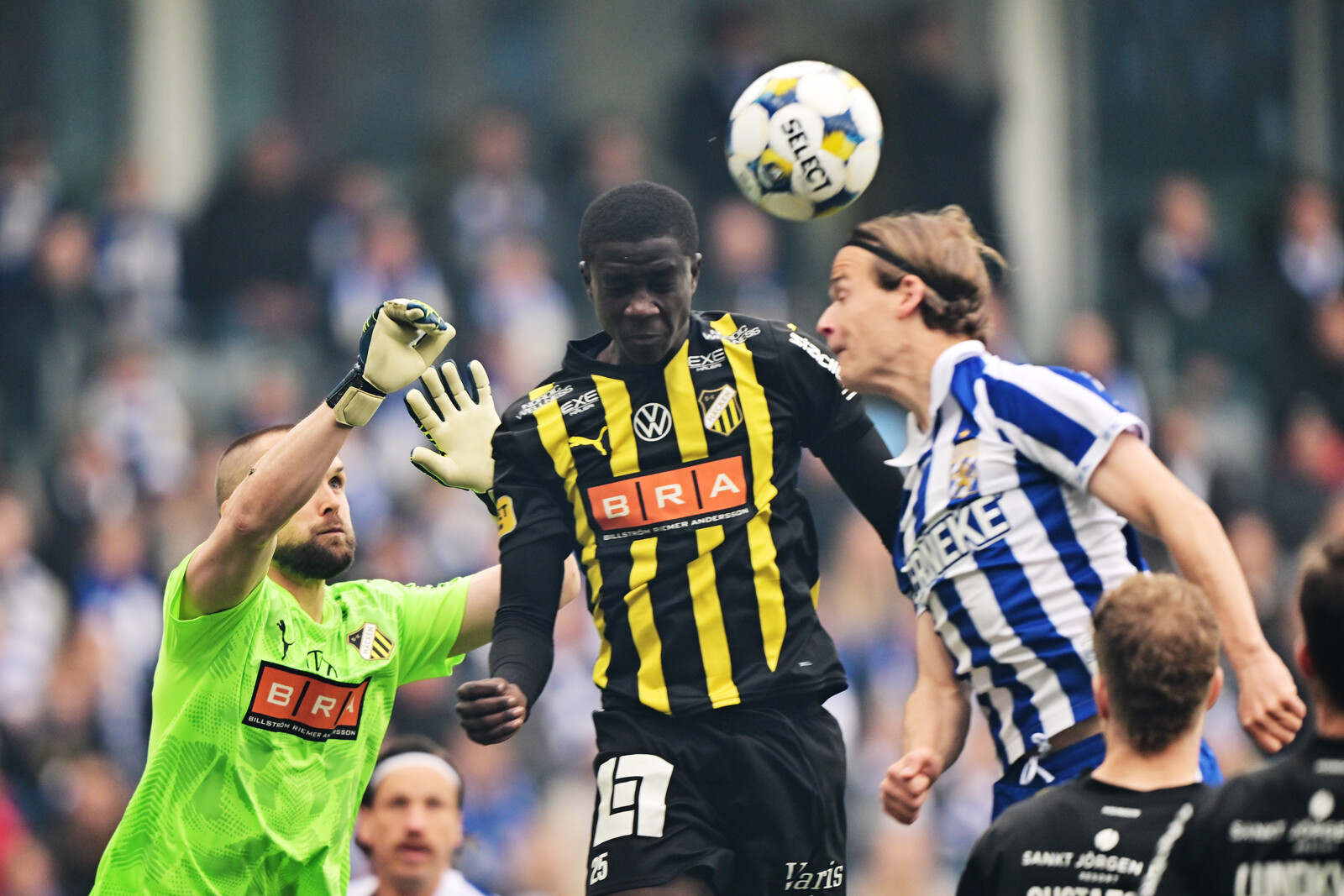 Häcken Sells Abdoulaye Faye to