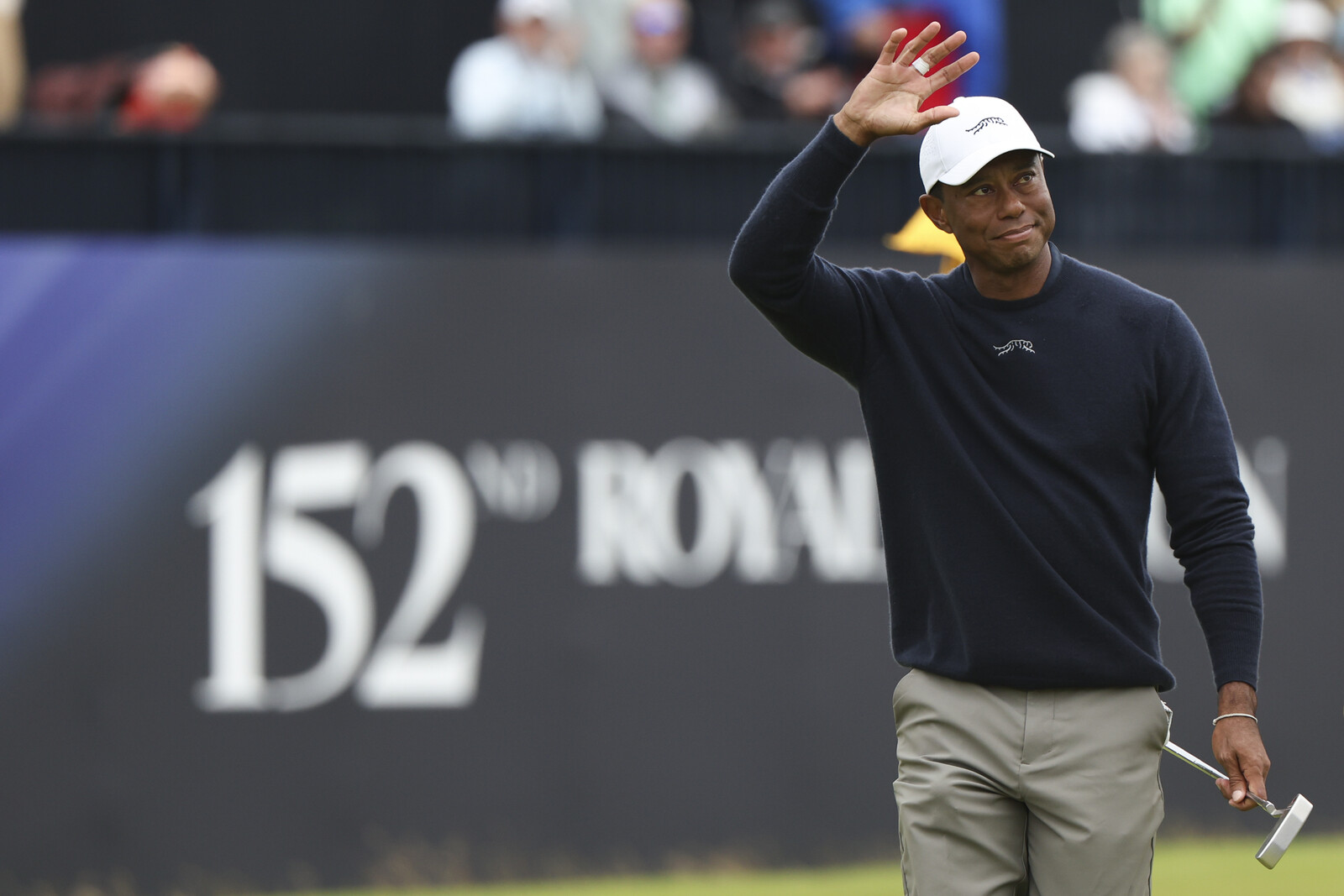 Woods skips his own tournament: "Disappointed"
